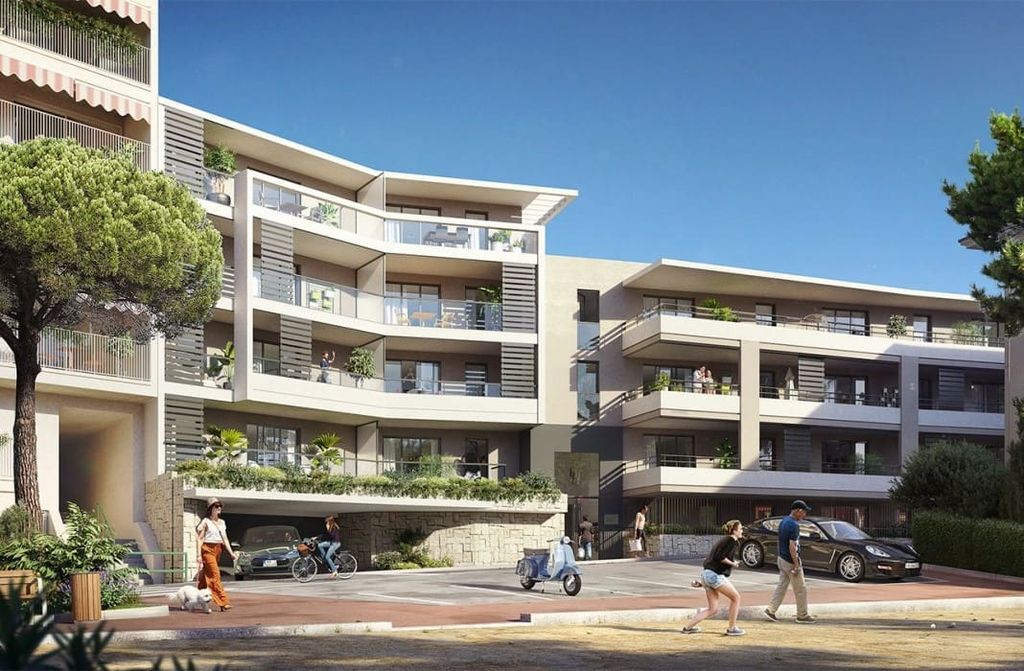 Property photo 1 of 5