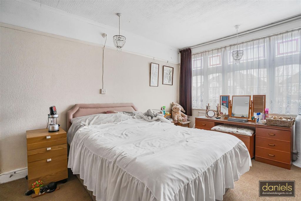 Property photo 3 of 15 15_70344_Watermarked.Jpg