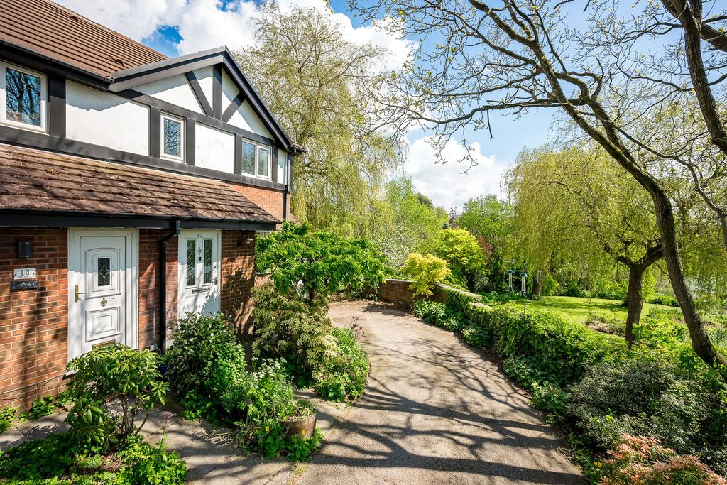 Property photo 1 of 38