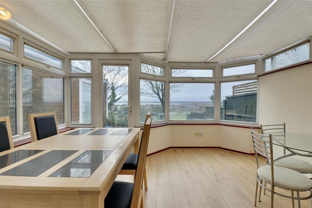 Property photo 1 of 15 Conservatory