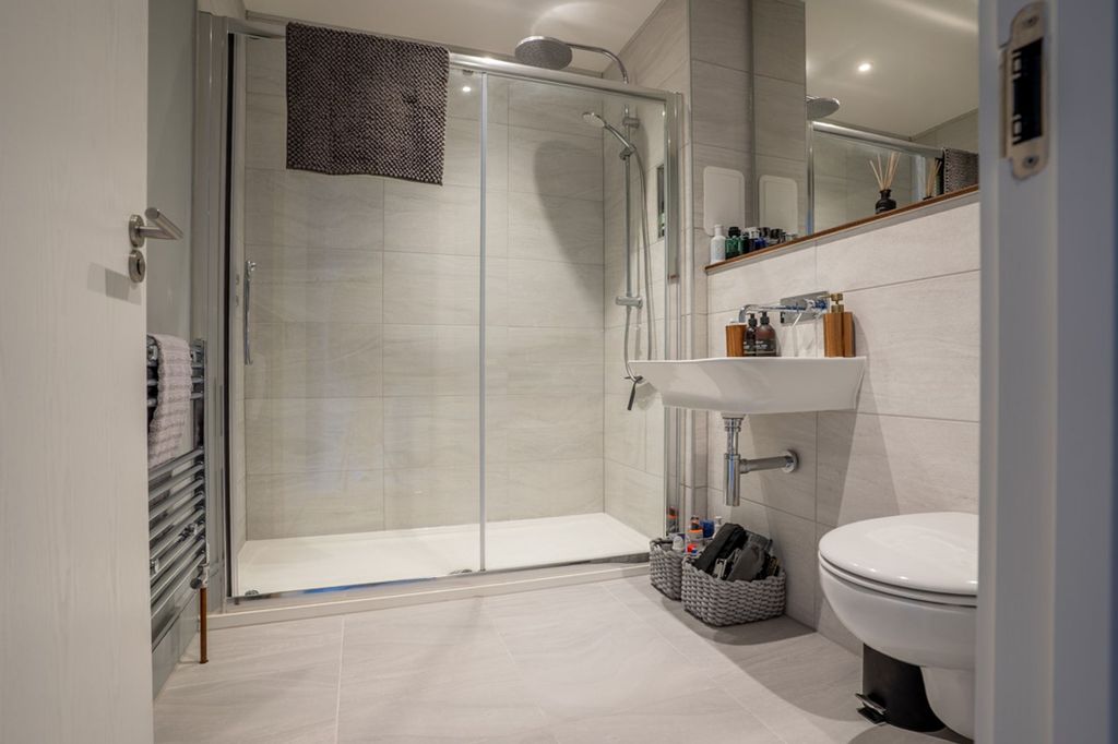 Property photo 3 of 31