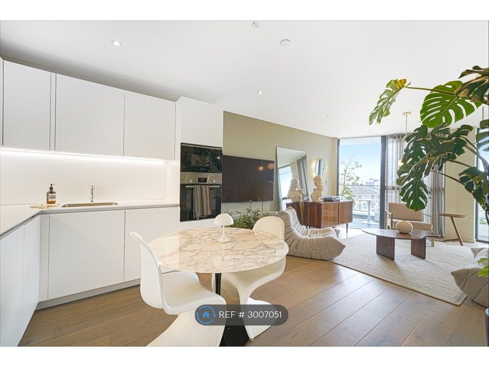 Property photo 3 of 23 Kitchen Diner