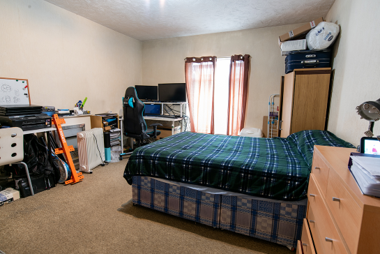 Property photo 2 of 8