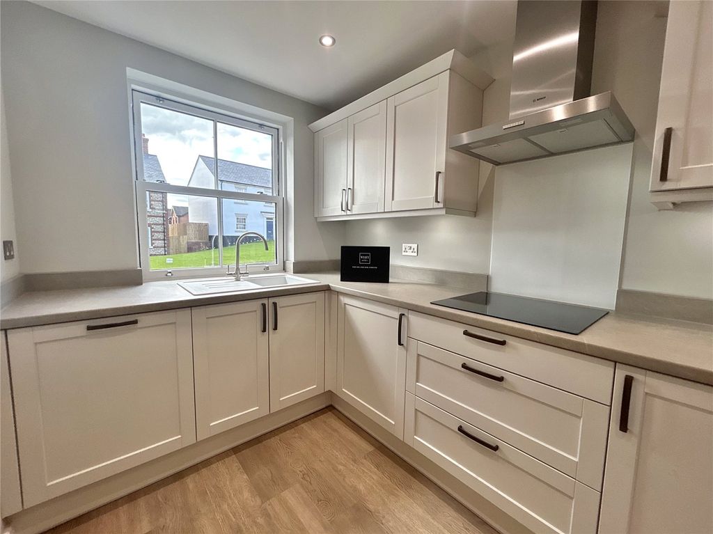 Property photo 3 of 13 Picture No. 13