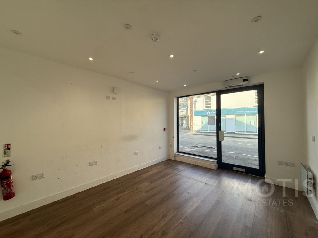 Property photo 3 of 5 Photo 3