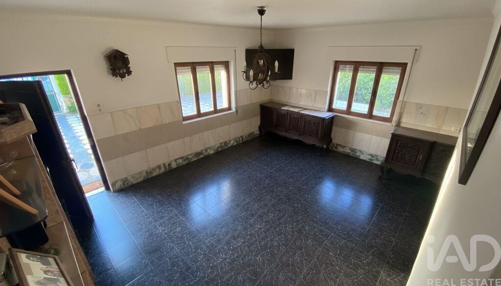 Property photo 3 of 26