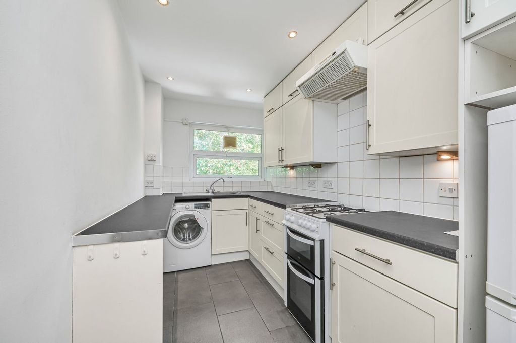 Property photo 2 of 6 Picture No. 05