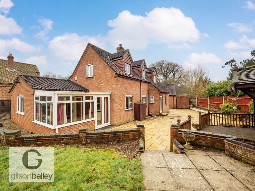 Property photo 1 of 32