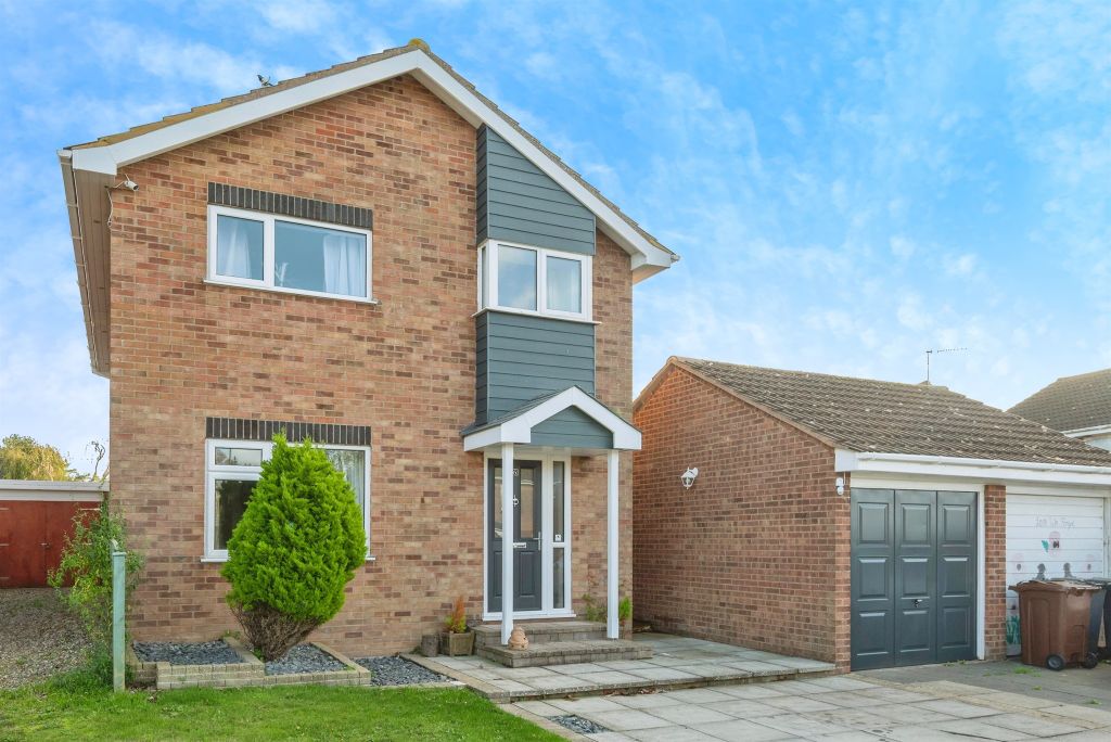 Property photo 1 of 18