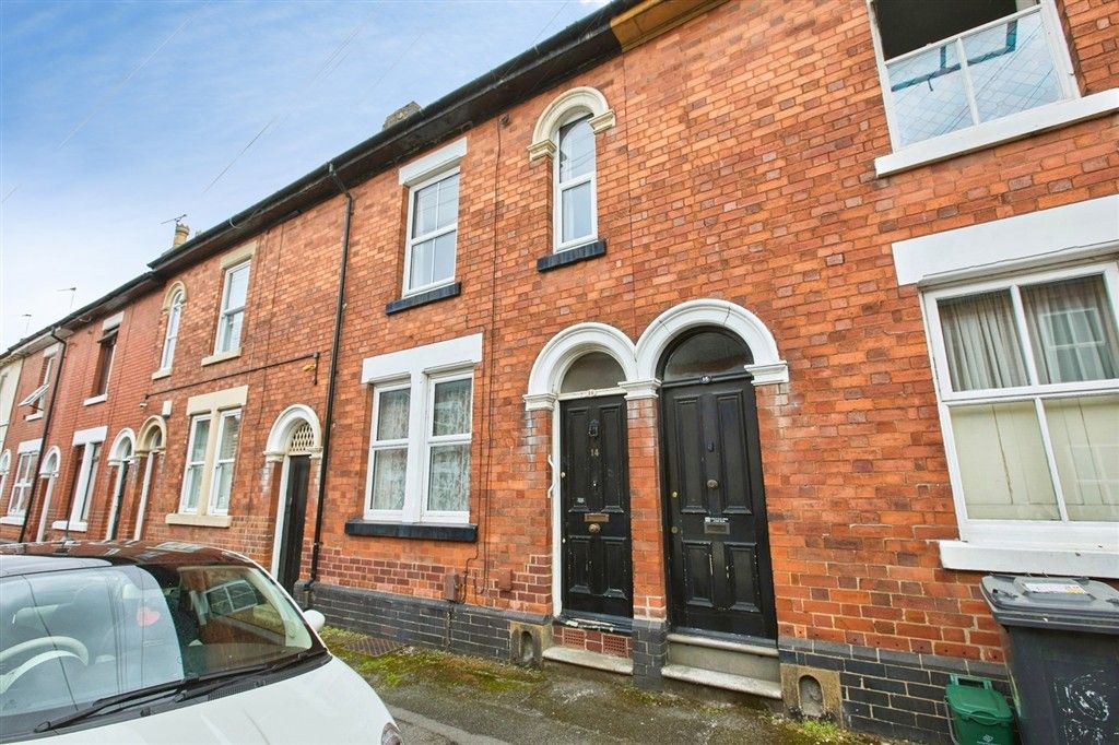 Property photo 1 of 17