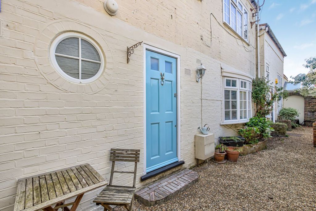 Property photo 3 of 7 Picture No. 37