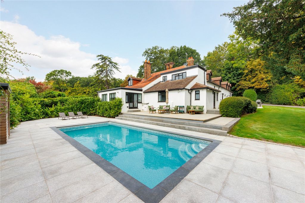 Property photo 2 of 23 Picture No. 39