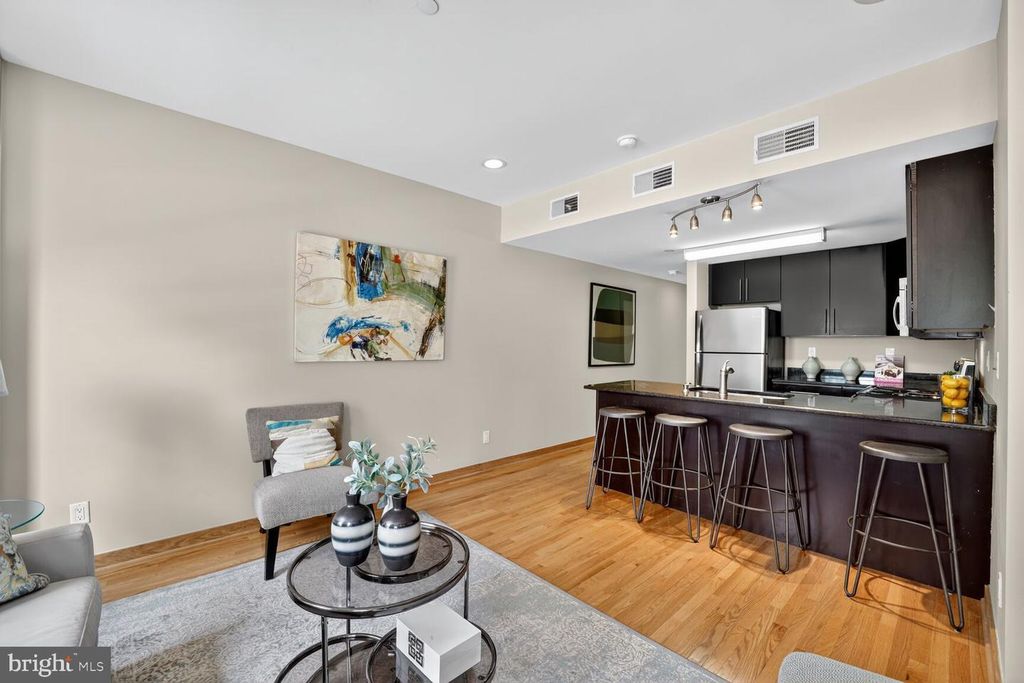 Property photo 3 of 18 <Alttext/>