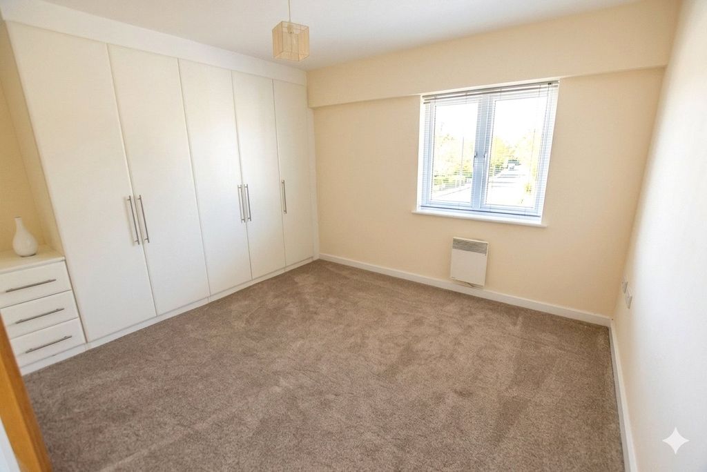 Property photo 3 of 6 Picture No. 22