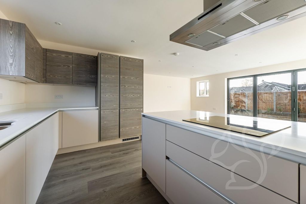 Property photo 3 of 19 Img_7679-Hdr.Jpg