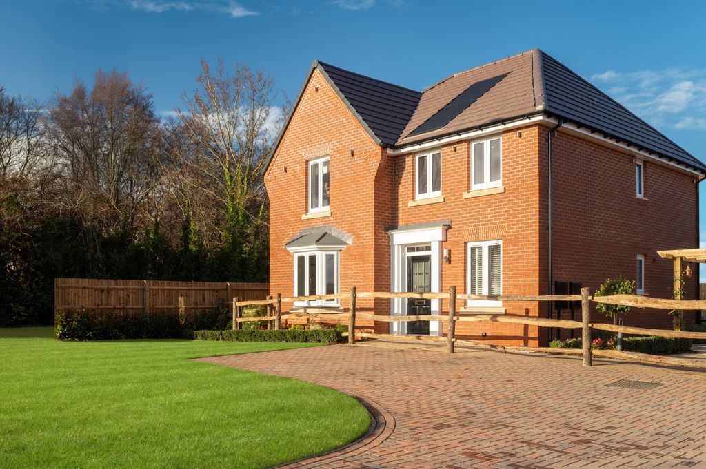 Property photo 1 of 10 Holden External