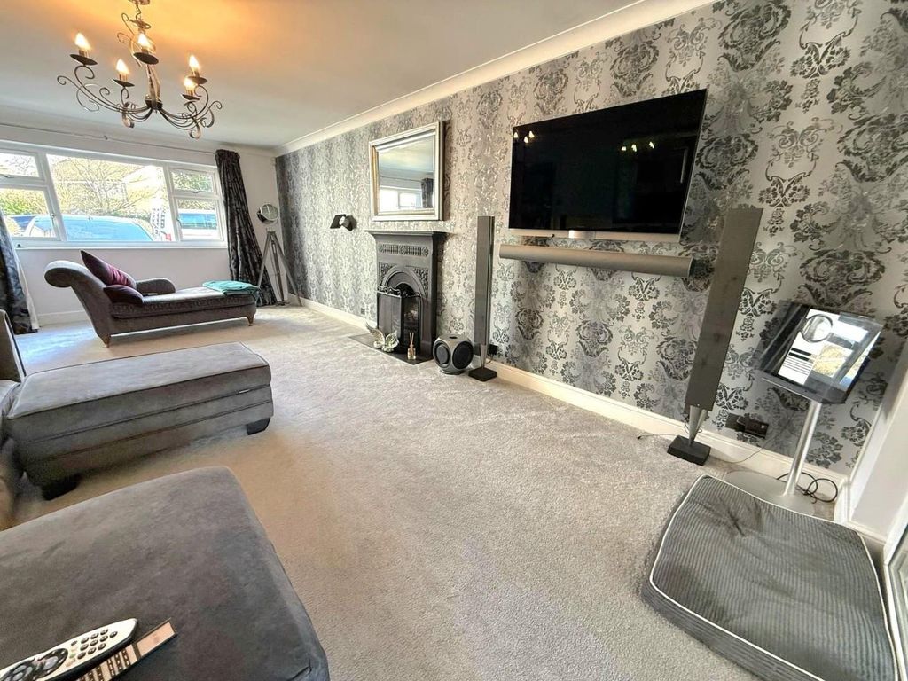 Property photo 3 of 16 6.Jpg