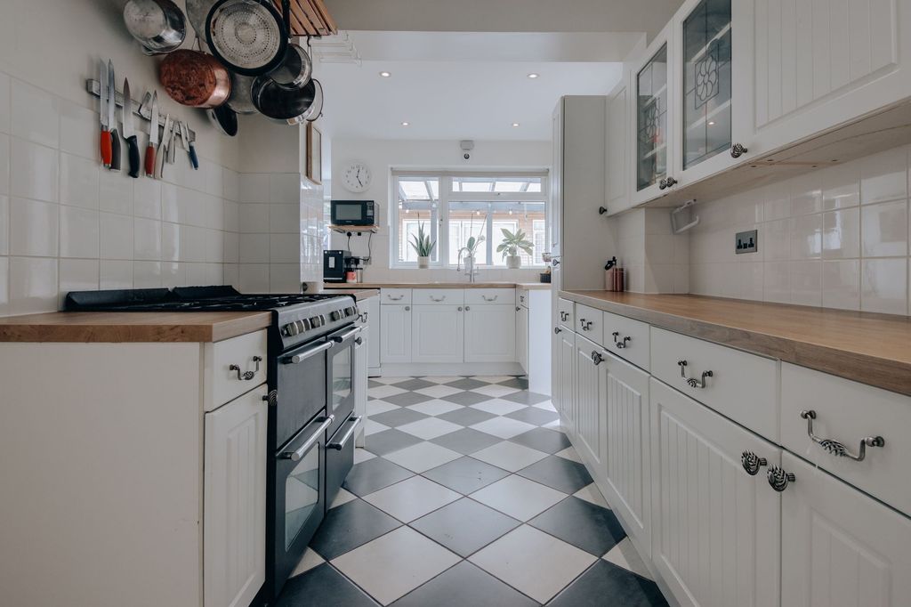 Property photo 1 of 14 Kitchen