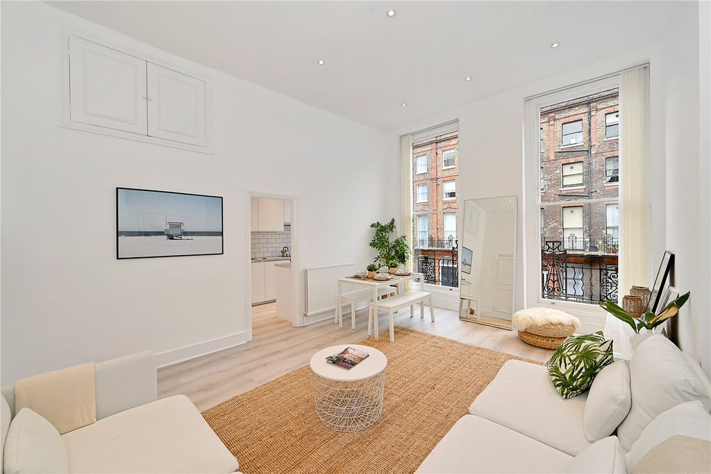 Property photo 2 of 8 Picture No. 16