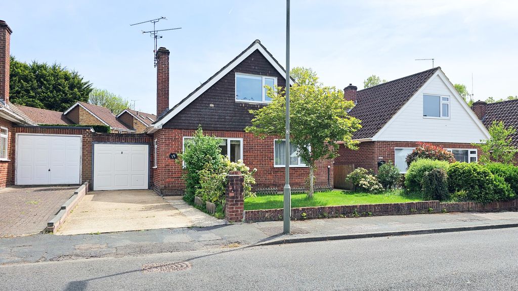 Property photo 2 of 25