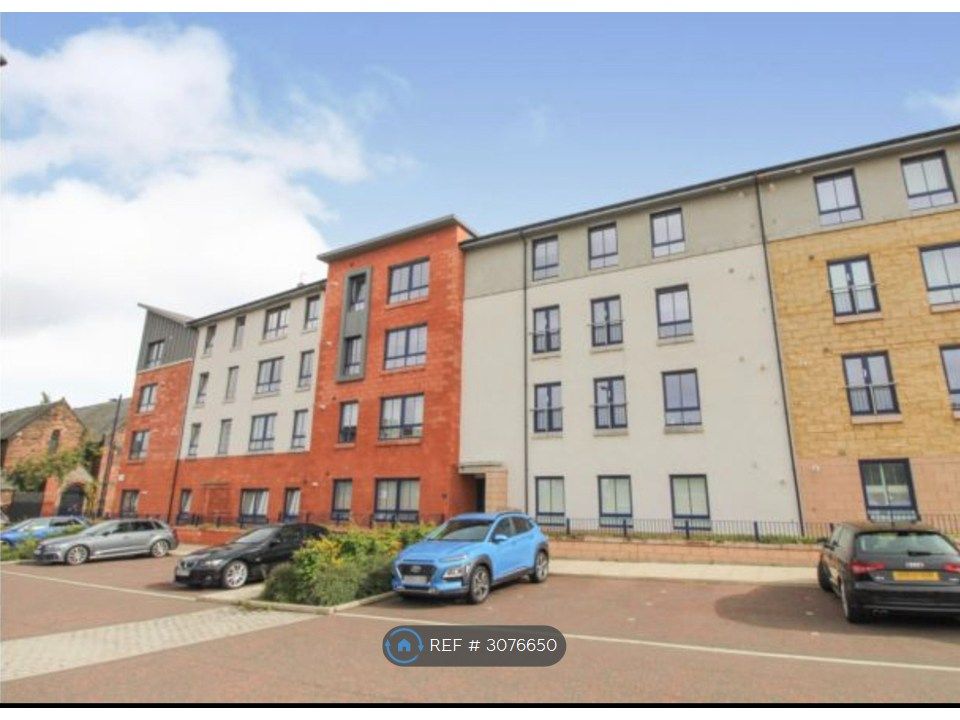 Property photo 1 of 12 Building