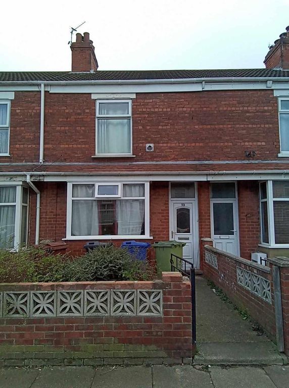 Property photo 1 of 2