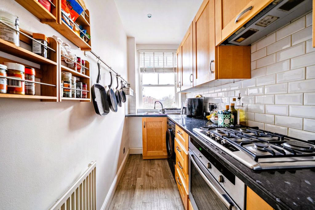 Property photo 3 of 15 Picture No. 25