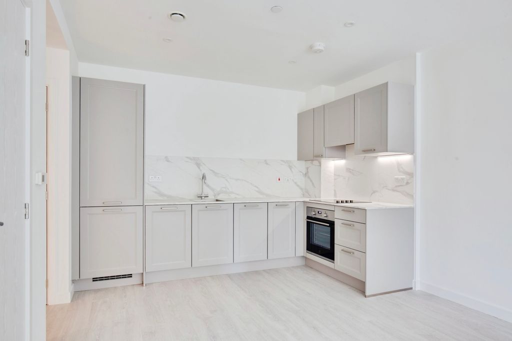 Property photo 1 of 16 842A4842Hdr