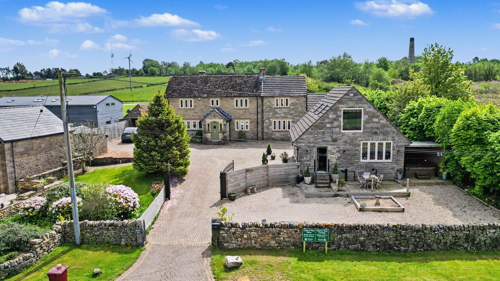 Property photo 1 of 75 Drone