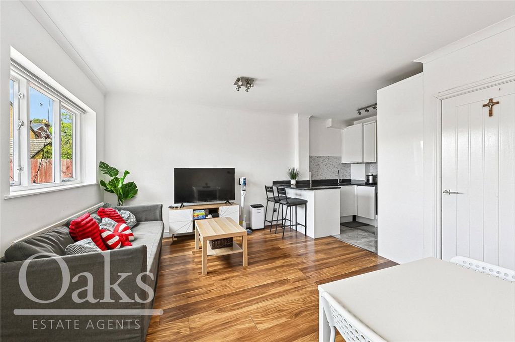 Property photo 3 of 12 Picture No. 06
