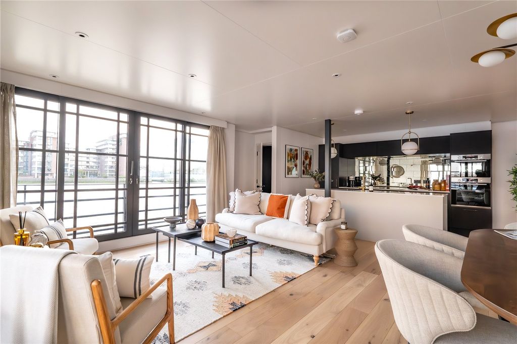 Property photo 2 of 13 Open Plan Living