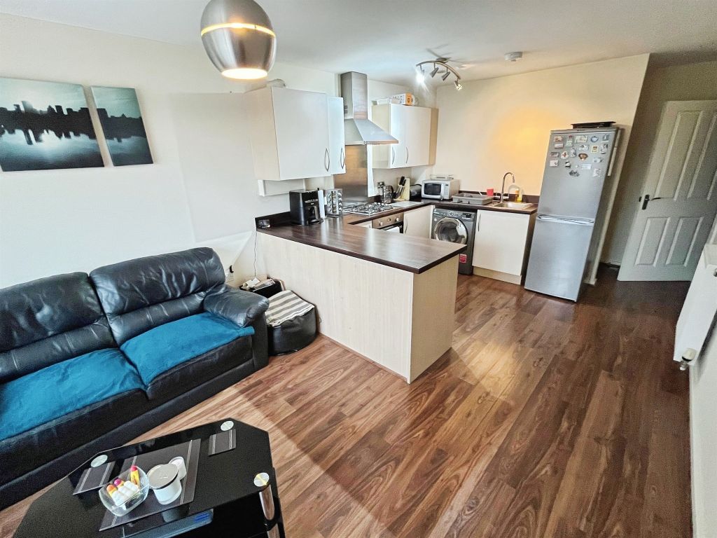 Property photo 2 of 7