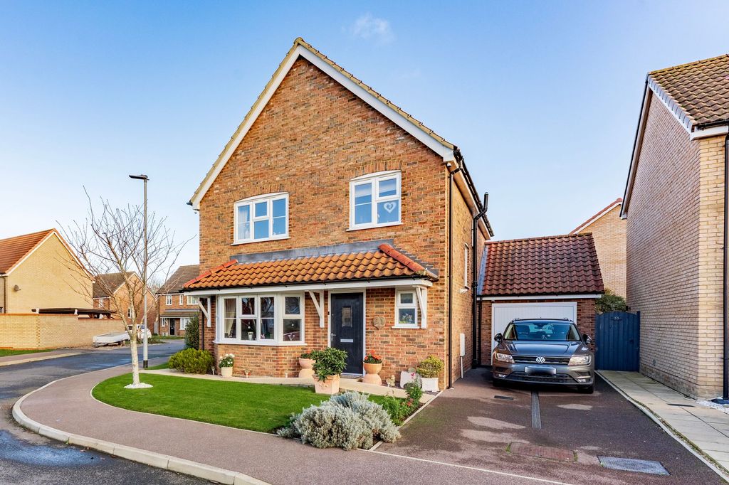 Property photo 1 of 22