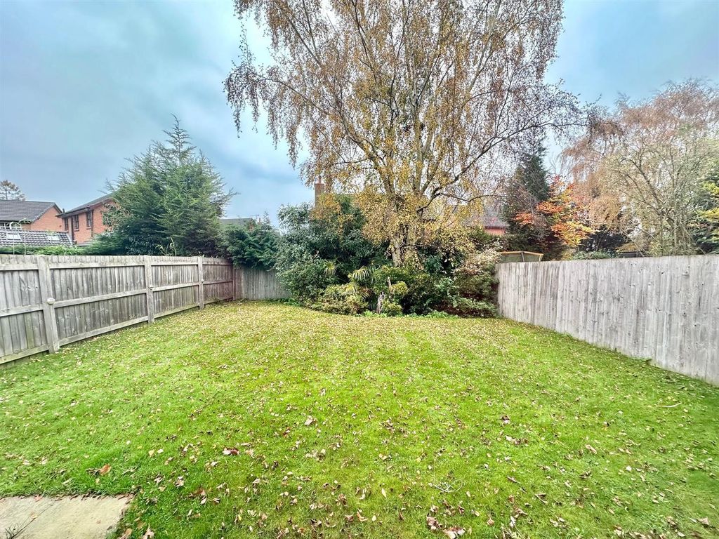 Property photo 3 of 25 18.Jpg