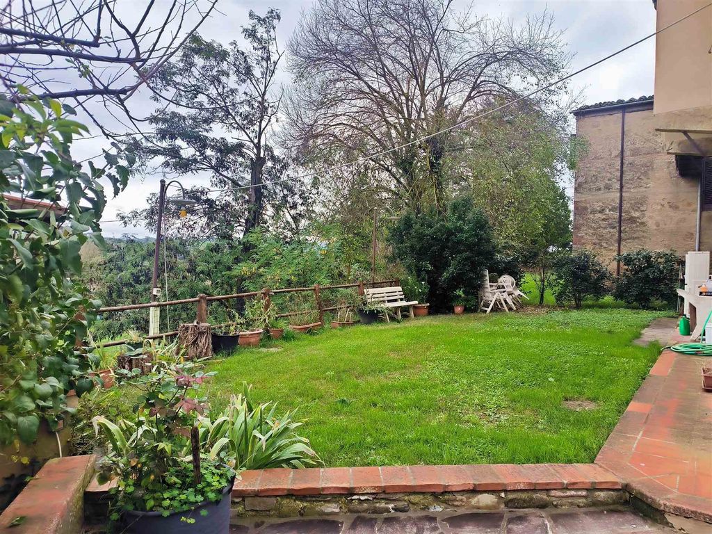 Property photo 1 of 30