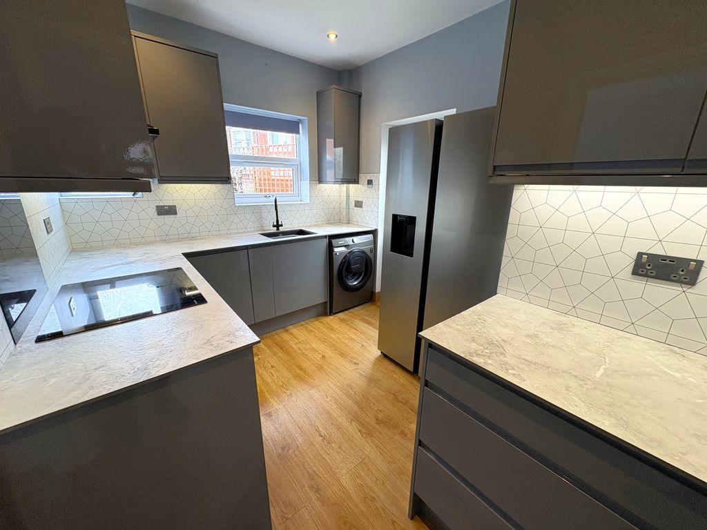 Property photo 1 of 13 Kitchen