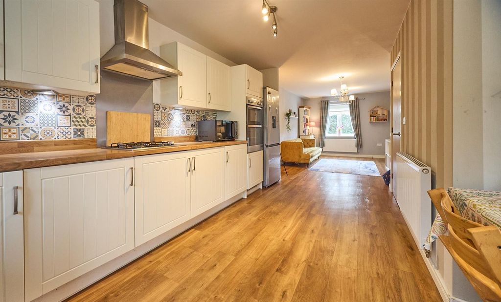 Property photo 2 of 23 Fitted Dining Kitchen To Rear