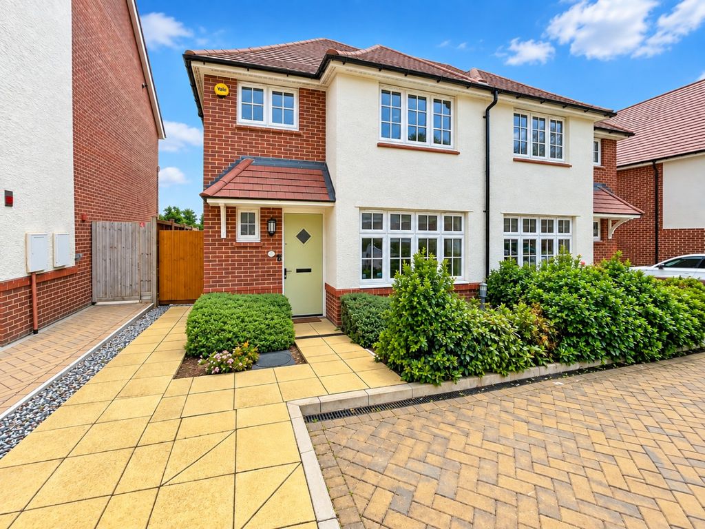 Property photo 1 of 9 3541572