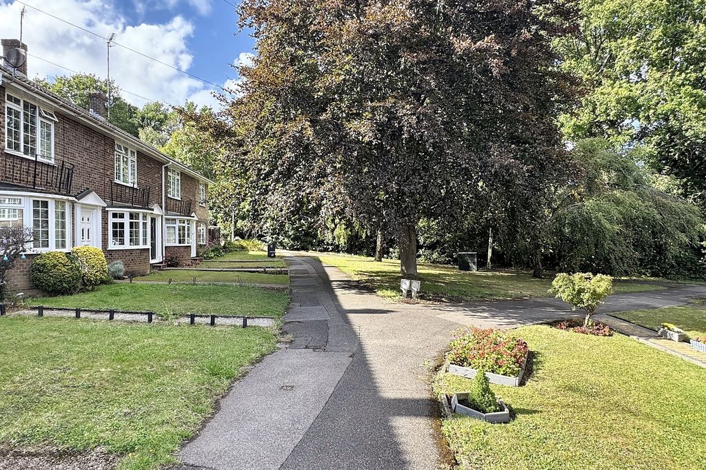 Property photo 1 of 13 Img_1815