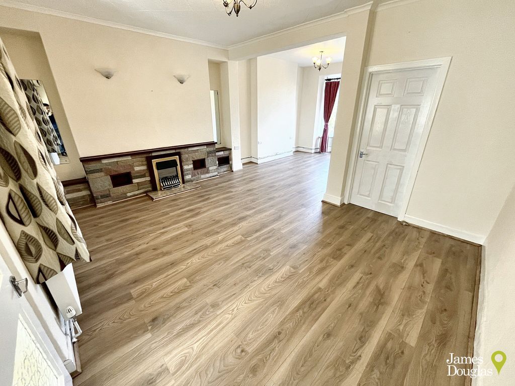Property photo 3 of 20 Livdin1