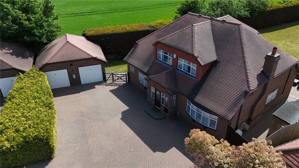 Additional image 24 of 4 bed detached house for saleBarn End Drive, Dartford, Kent DA2