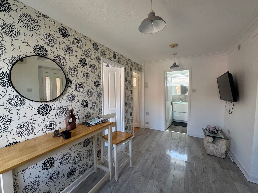 Property photo 2 of 9 Living Room