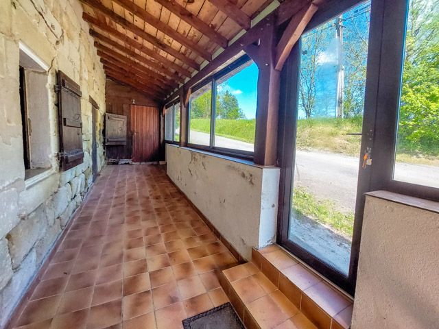 Property photo 2 of 16