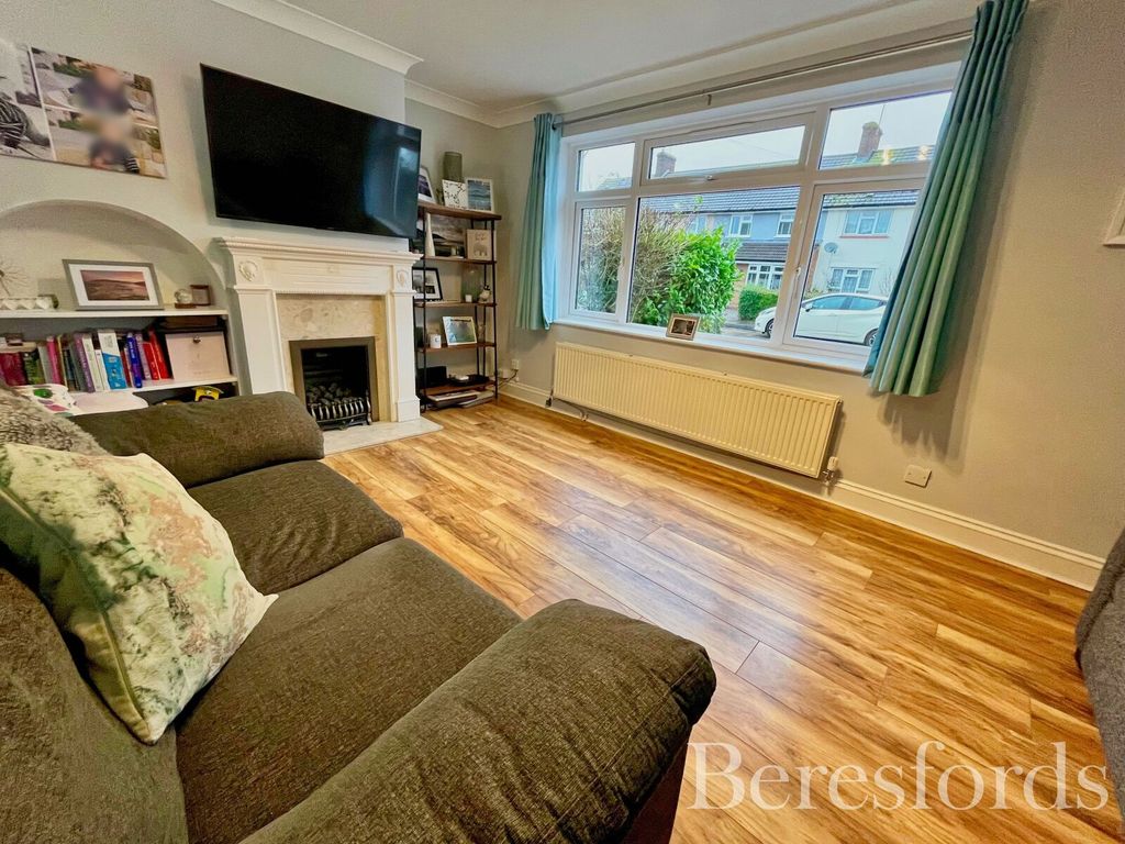 Property photo 2 of 20 Picture No. 32