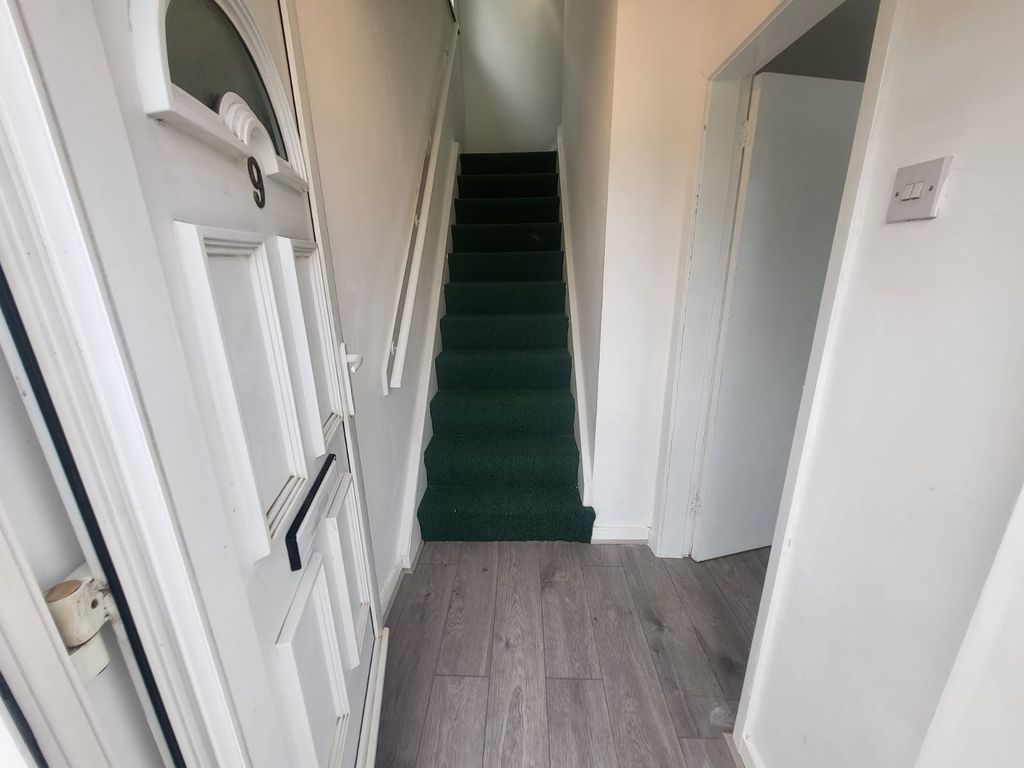 Property photo 3 of 21