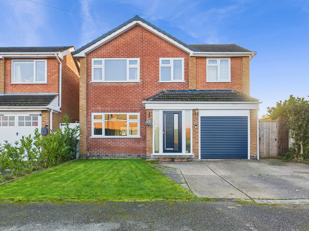 Property photo 1 of 16 Front