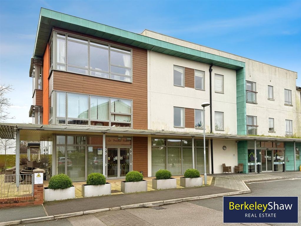 Property photo 1 of 16 6658Eafe-Image_Picker_8Bd72054-A93A-4CE4-B70B-8Ec5