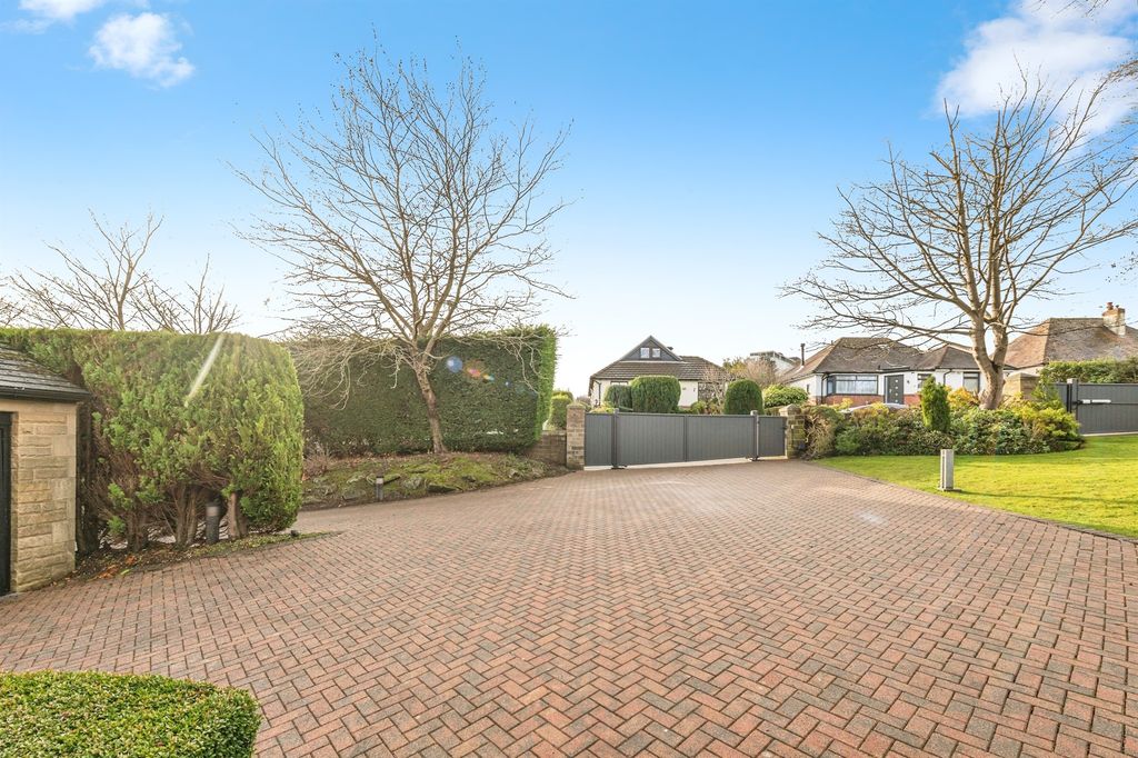 Additional image 5 of 4 bed detached house for saleDingley Road, Huddersfield HD3