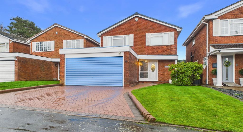 Property photo 1 of 15 Front Temp Adj.Jpg