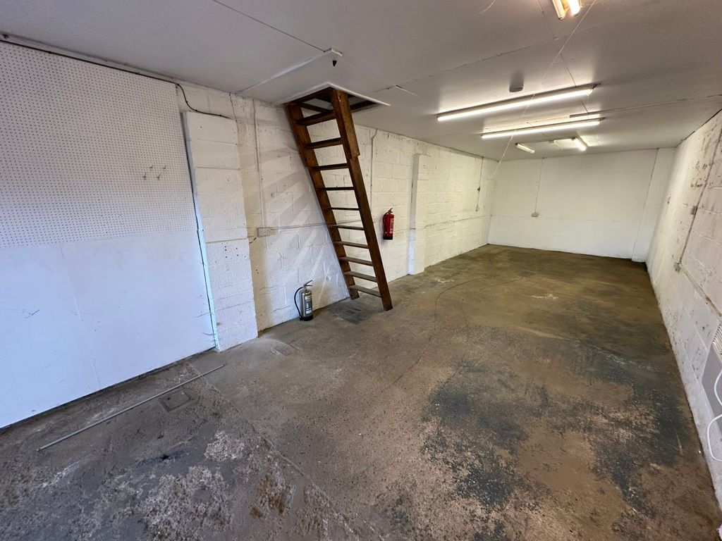 Property photo 3 of 6 Photo 3